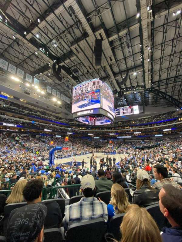 American Airlines Center, section: 122, row: D, seat: 5