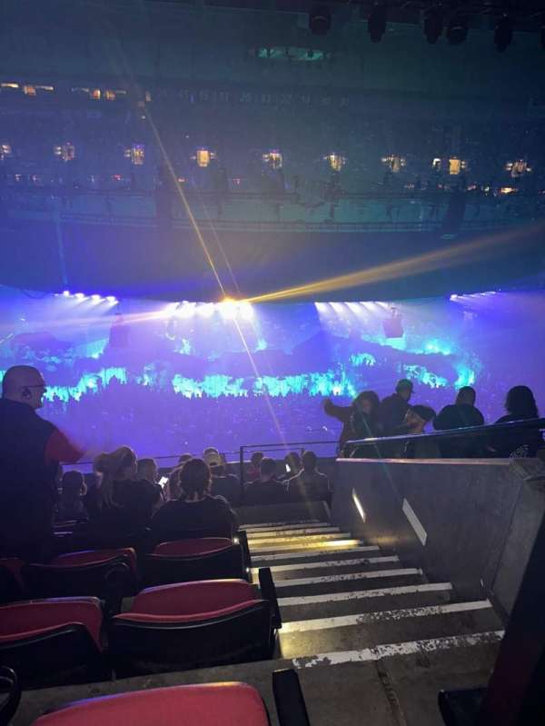 Moda Center, section: 302, row: H, seat: 4