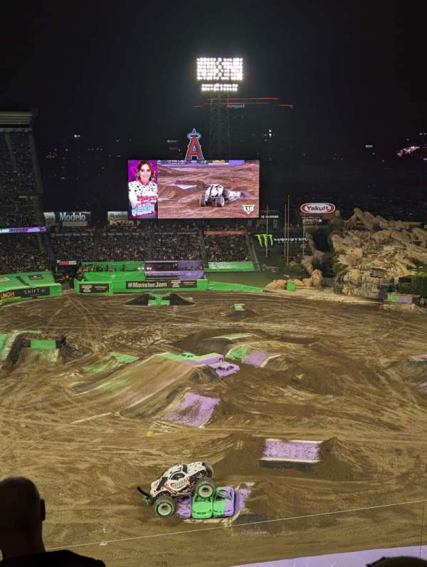 Angel Stadium, section: 529, row: L, seat: 2