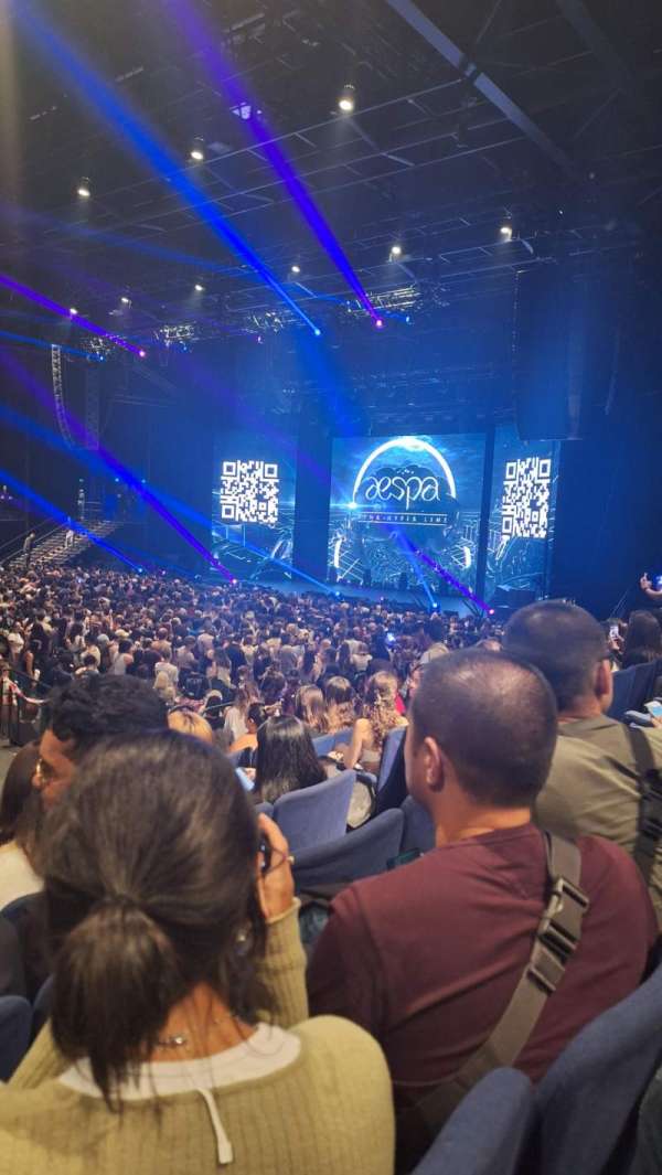 Accor Arena, section: Gradin G, row: 10, seat: 7