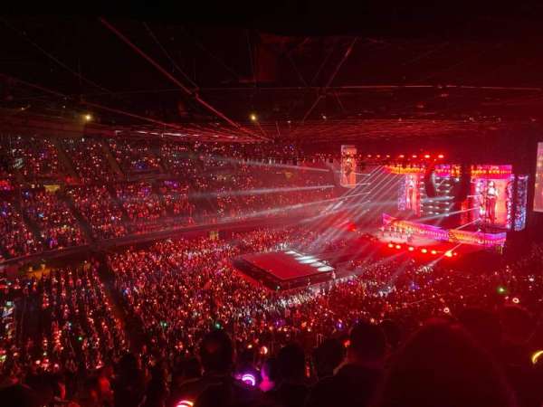 Kia Forum, section: 206, row: 13, seat: 6