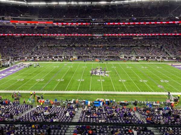 U.S. Bank Stadium, section: C3, row: 1, seat: 20