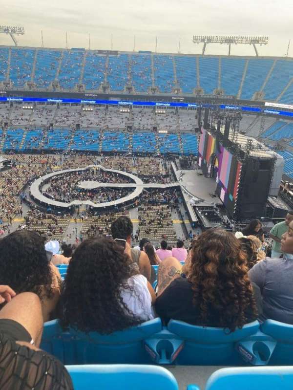 Bank of America Stadium, section: 541, row: 27, seat: 9