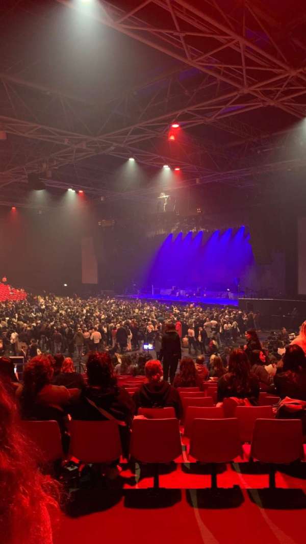 Zénith Paris, section: Q, row: 25, seat: 247