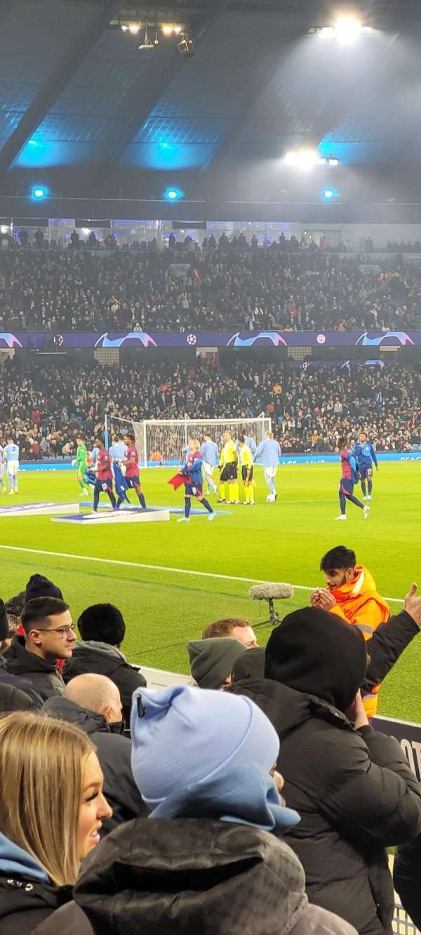 Etihad Stadium, Manchester, section: 022, row: 7, seat: 615