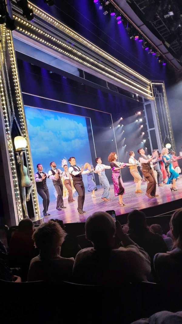 Gillian Lynne Theatre, section: Stalls, row: L, seat: 64