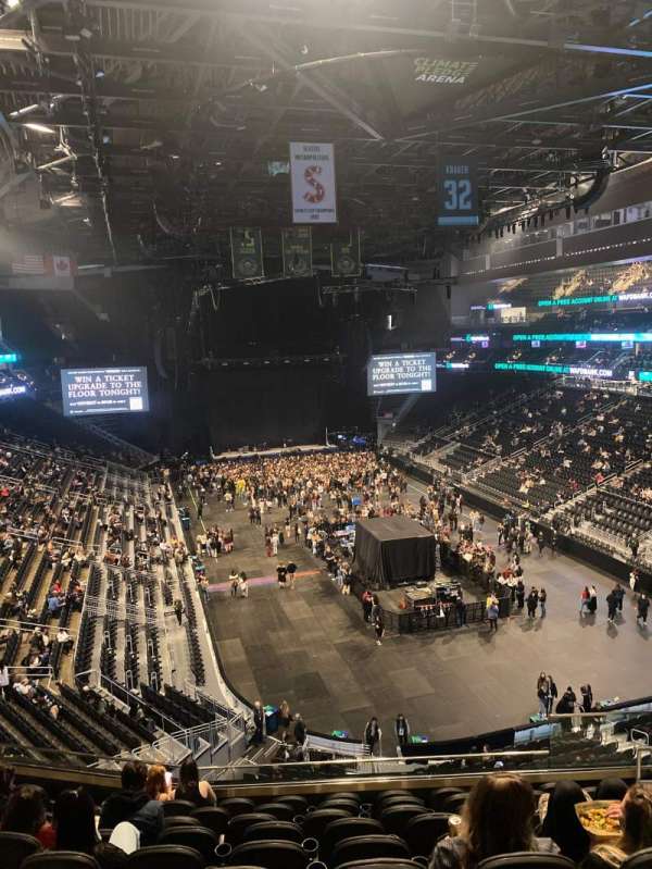 Climate Pledge Arena, section: 122, row: J, seat: 5