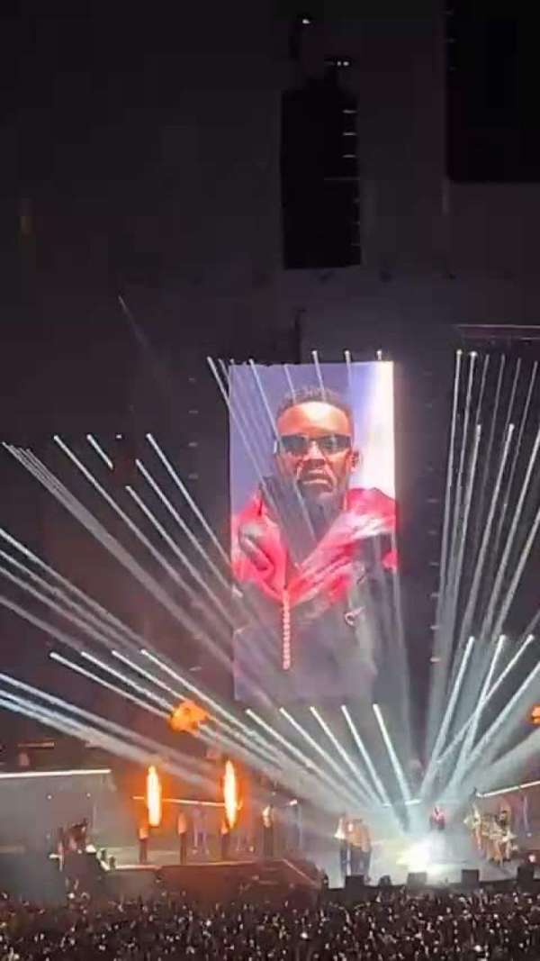 Paris La Défense Arena, section: 410, row: 50, seat: 3