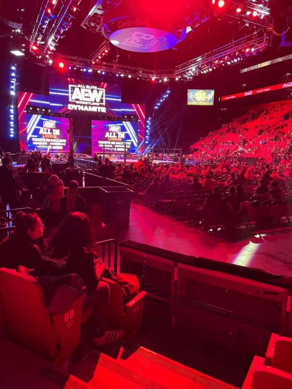 Centre Bell, section: 121, row: DD, seat: 8