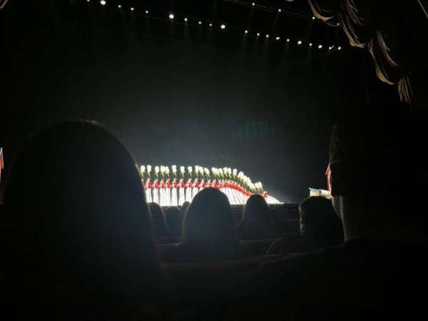 Radio City Music Hall, section: Orchestra 5, row: HH, seat: 504