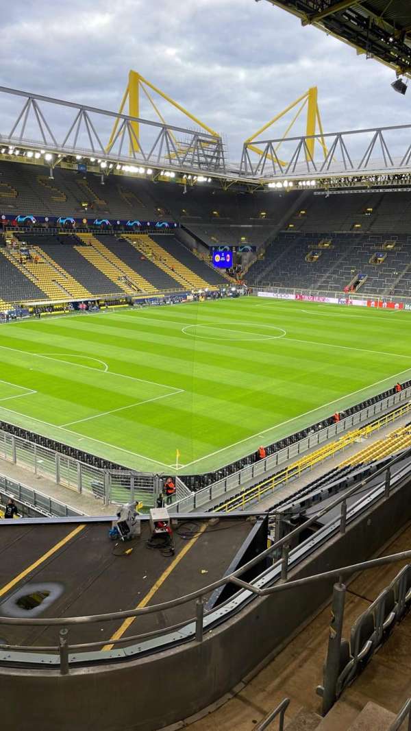 Signal Iduna Park, section: 64