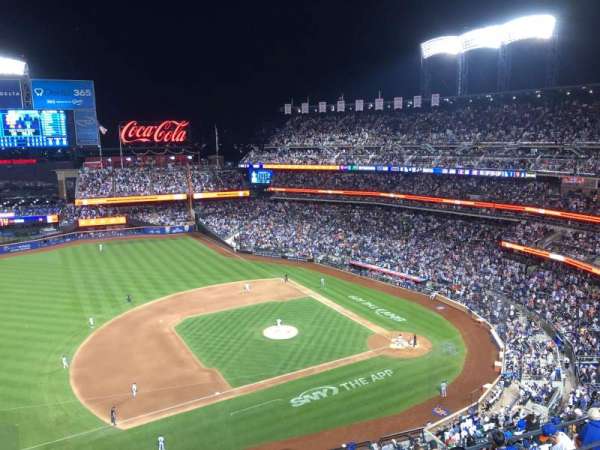 Citi Field, section: 522, row: 4, seat: 18