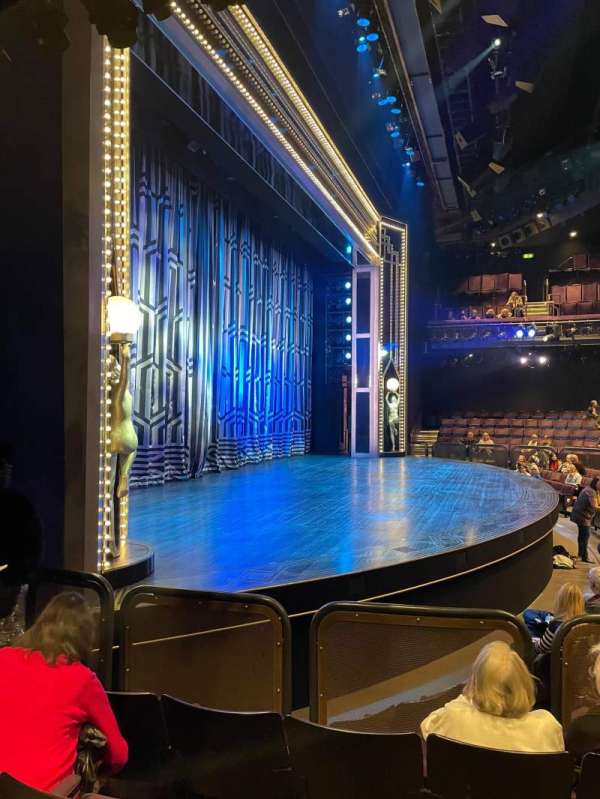 Gillian Lynne Theatre, section: Stalls, row: L, seat: 68