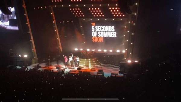 Kia Forum, section: 205, row: 8, seat: 11