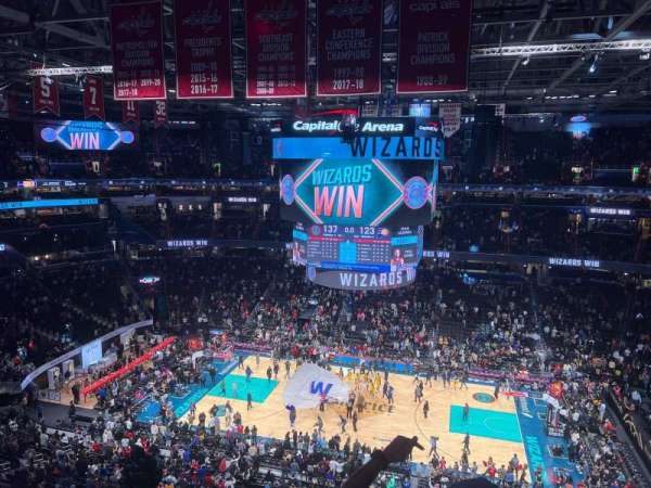 Capital One Arena, section: 418, row: E, seat: 5