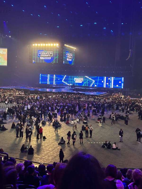 Paris La Défense Arena, section: 111, row: 25, seat: 45
