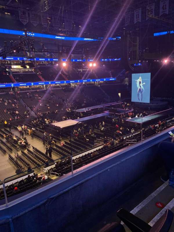 Capital One Arena, section: 212, row: B, seat: 9