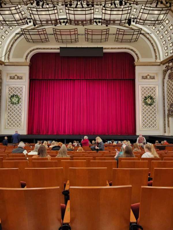 Cincinnati Music Hall, section: Orchestra 2, row: P, seat: 214