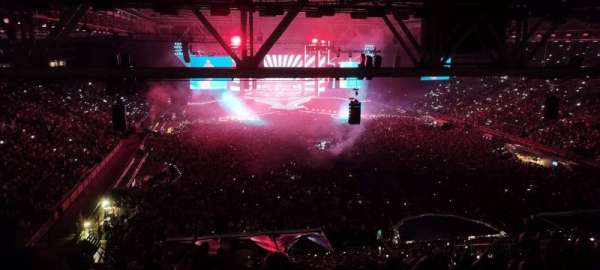 Gelredome, section: 211, row: 41, seat: 130