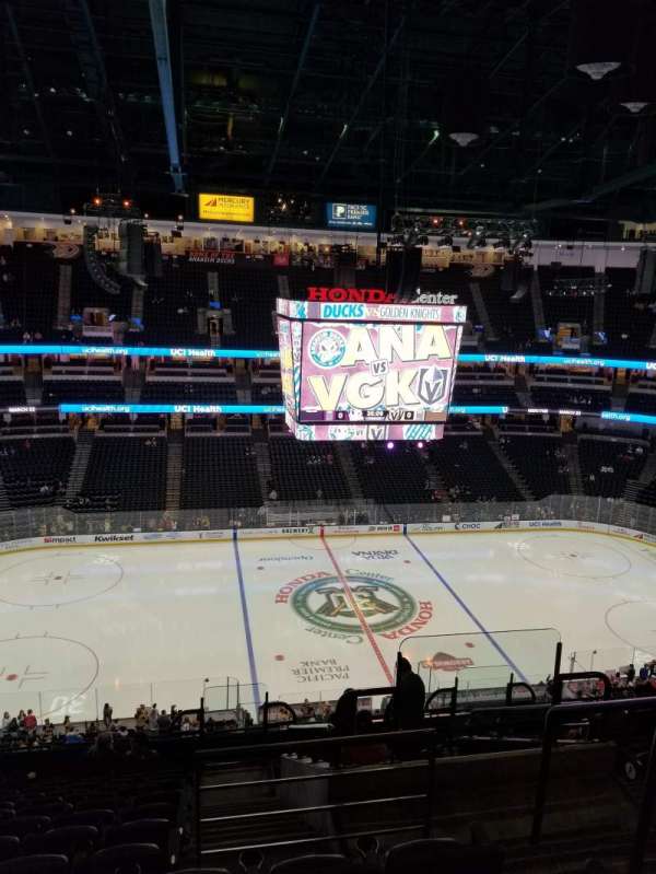 Honda Center, section: 413, row: M, seat: 3