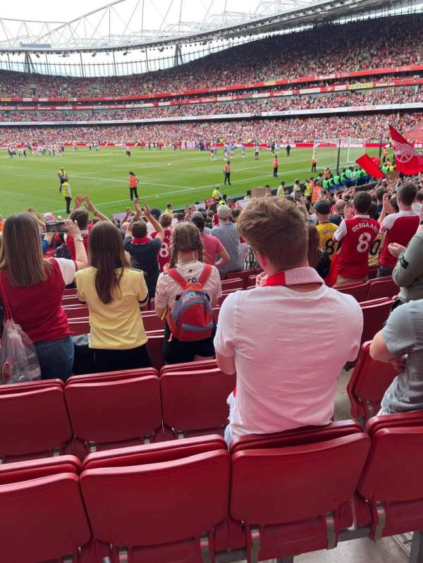 Emirates Stadium, section: 27, row: 24