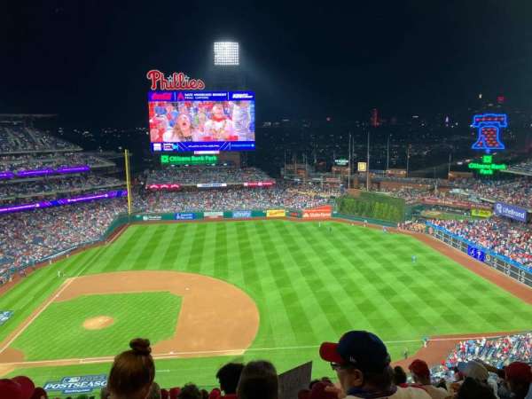 Citizens Bank Park, section: 414, row: 13, seat: 15