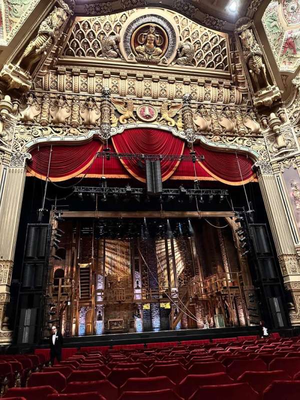James M. Nederlander Theatre, section: Orchestra C, row: P, seat: 102