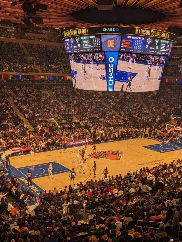 Madison Square Garden, section: 221, row: 1, seat: 18