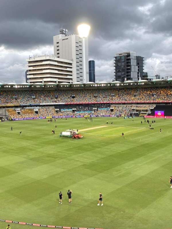 The Gabba, section: 420, row: MM, seat: 335