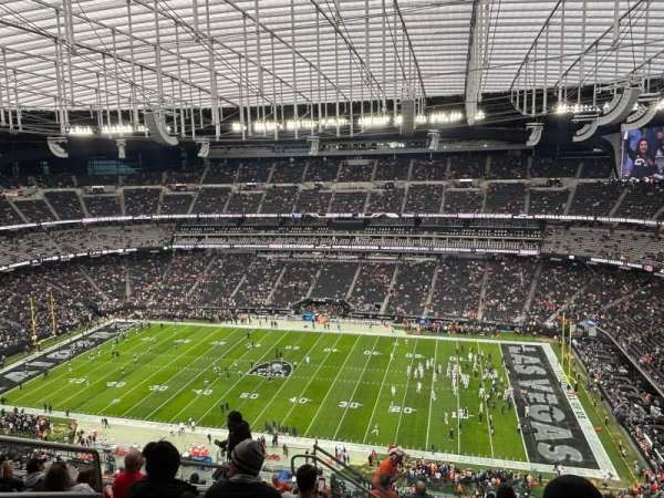 Allegiant Stadium, section: 409, row: 8, seat: 21
