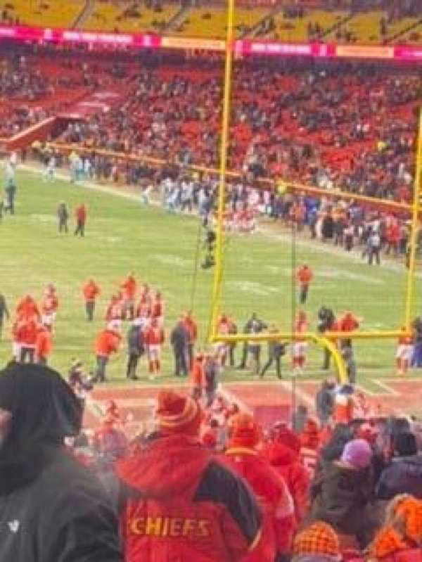 Arrowhead Stadium, section: 129, row: 35, seat: 25