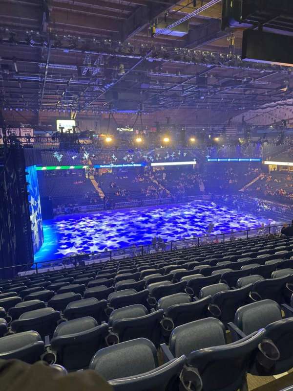 Allstate Arena, section: 202, row: M, seat: 26