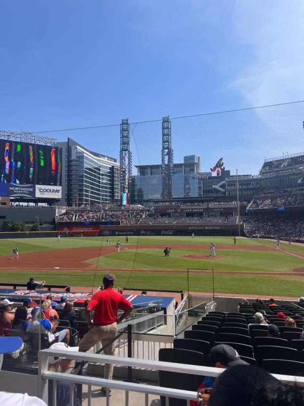 Truist Park, section: 130, row: 2, seat: 11