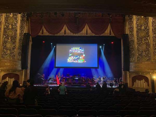 Warner Theatre, Washington D.C., section: Orchestra C, row: T, seat: 111