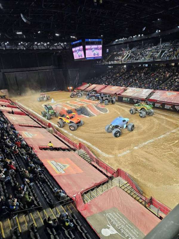 CFG Bank Arena, section: 213, row: a, seat: 1