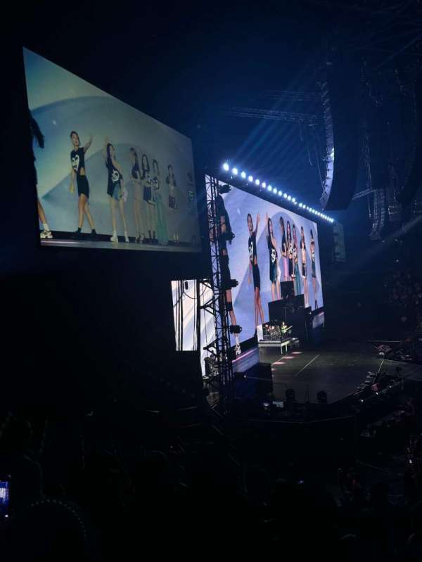 Accor Arena, section: Gradin N, row: 10, seat: 21