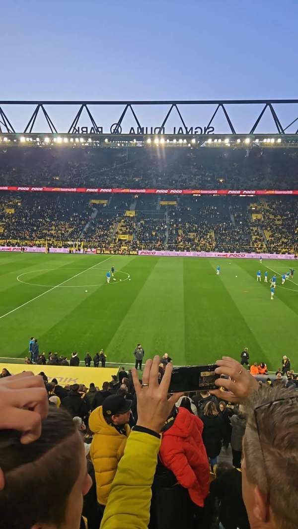 Signal Iduna Park, section: 45, row: 18, seat: 81