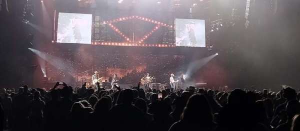 Acrisure Arena, section: 122, row: A, seat: 6