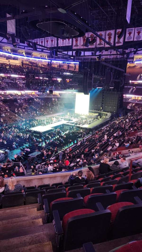 United Center, section: 205, row: 8, seat: 12