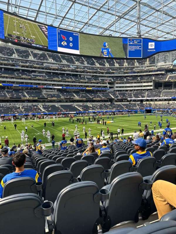 SoFi Stadium, section: C129, row: 18, seat: 18