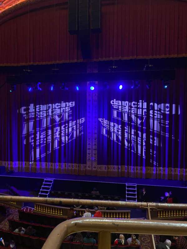 Shea's Buffalo, section: LOGE 4, row: AA, seat: 212