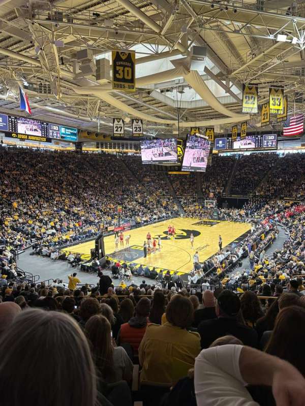 Carver-Hawkeye Arena, section: EE, row: 23, seat: 6