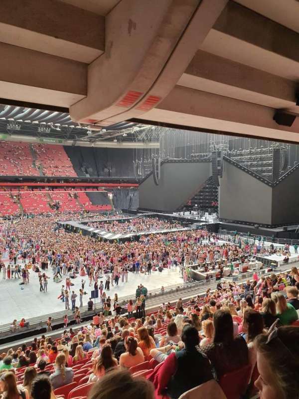 Johan Cruijff ArenA, section: 121, row: 27, seat: ?