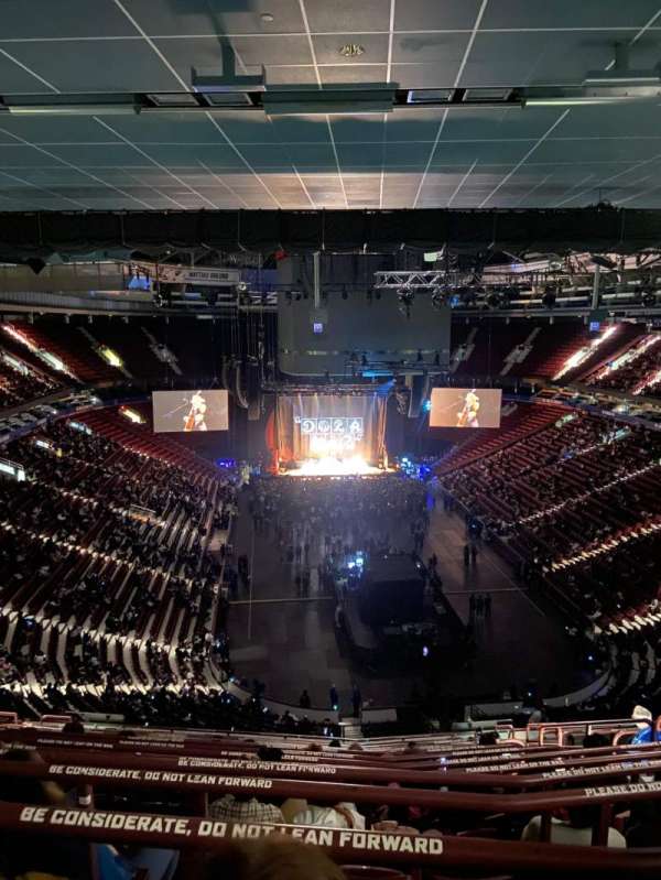 Rogers Arena, section: 316, row: 15, seat: 108