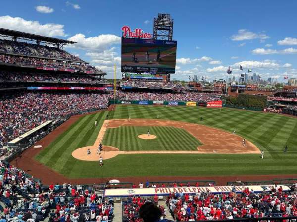Citizens Bank Park, section: 218, row: 3, seat: 10