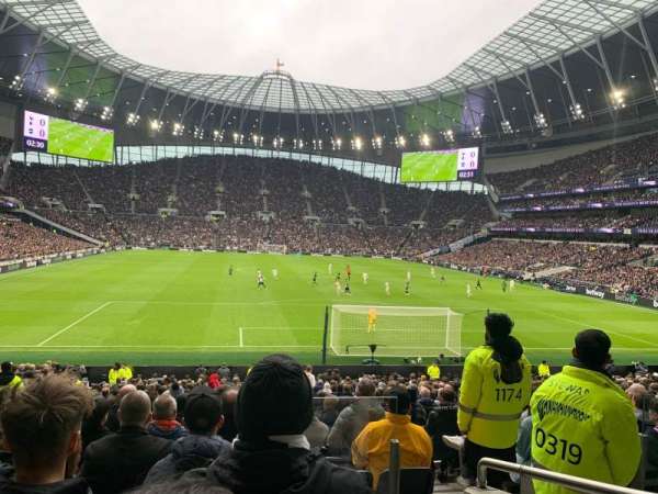 Tottenham Hotspur Stadium, section: 113, row: 28, seat: 390