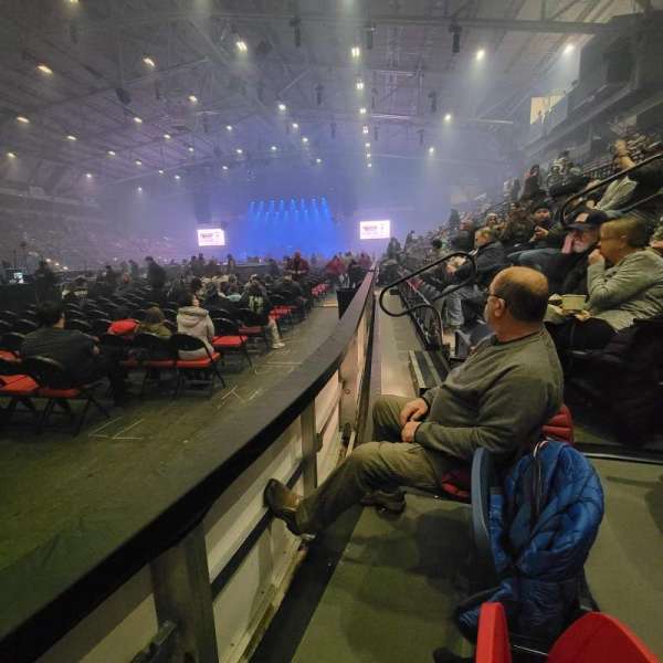 Toyota Center-Kennewick, section: R, row: 2, seat: 4