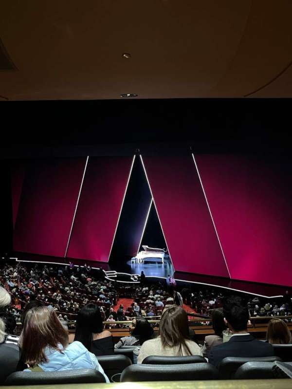 The Colosseum At Caesars Palace, section: 302, row: F, seat: 209