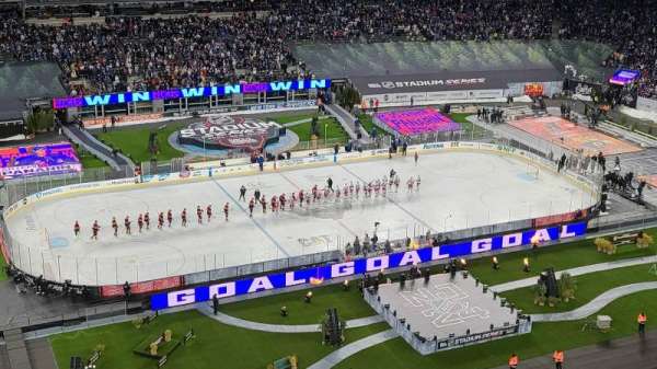 MetLife Stadium, section: 341, row: 1, seat: 17