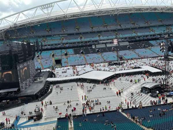 Accor Stadium, section: 405, row: 13, seat: 7